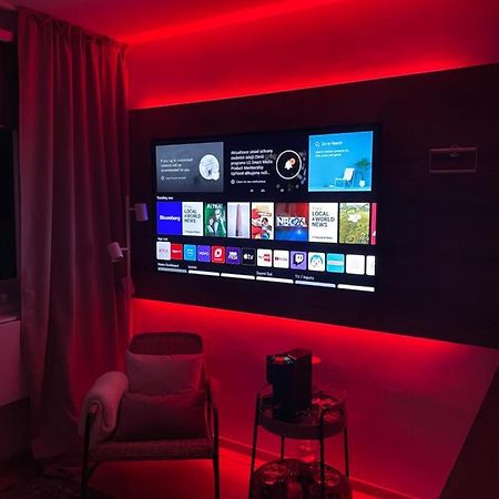 De Luxe Apartment, Wifi, Tv 65" Prag Exteriör bild